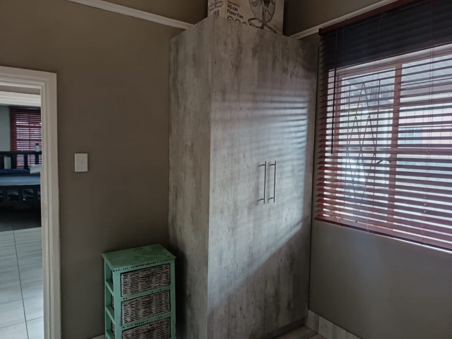 3 Bedroom Property for Sale in Beaconsfield Northern Cape